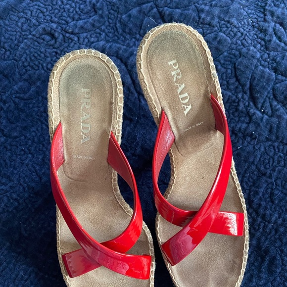 Red Prada heels size 39 women’s 9 - Picture 6 of 6